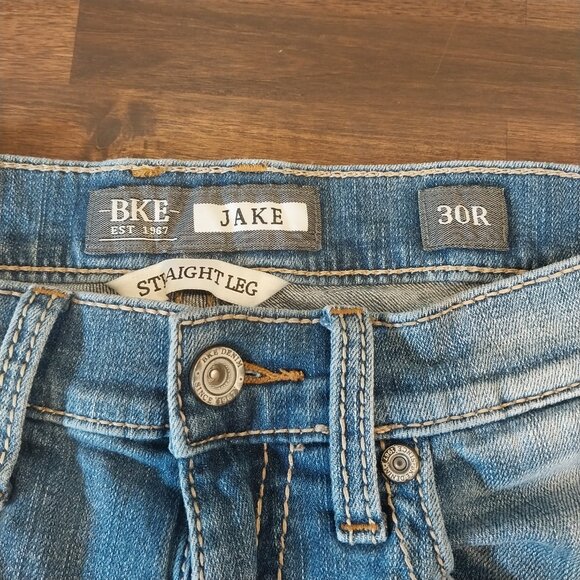 BKE Men's Straight Jeans in Faded Blue - Picture 6 of 12